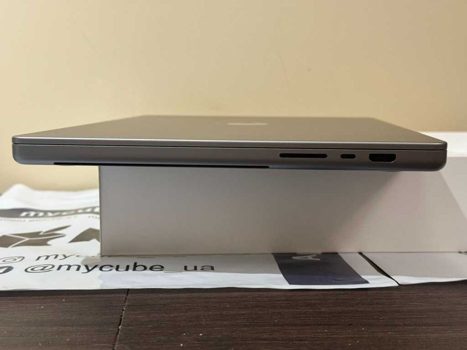 MacBook Pro 16 M1 Pro 16Gb 512Gb 10CPU 16GPU Space Gray 2021 (MK193)