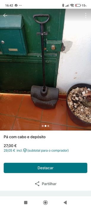 Pá grande com depósito