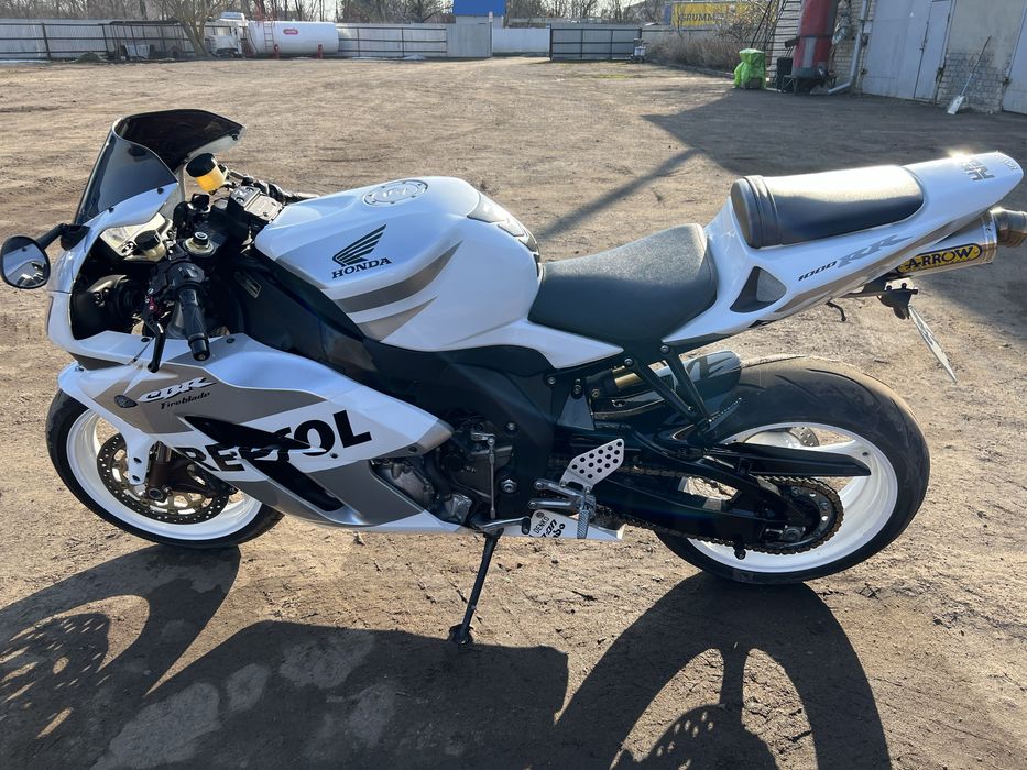 Honda CBR1000RR — ідеальний стан, повністю обслужена
