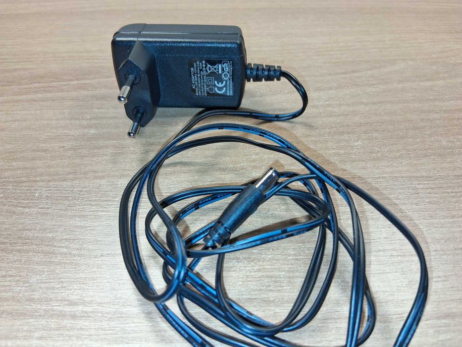 N196 Zasilacz Sieciowy AC Adapter 12V 1A 12.0W JS018PS Uniwersalny