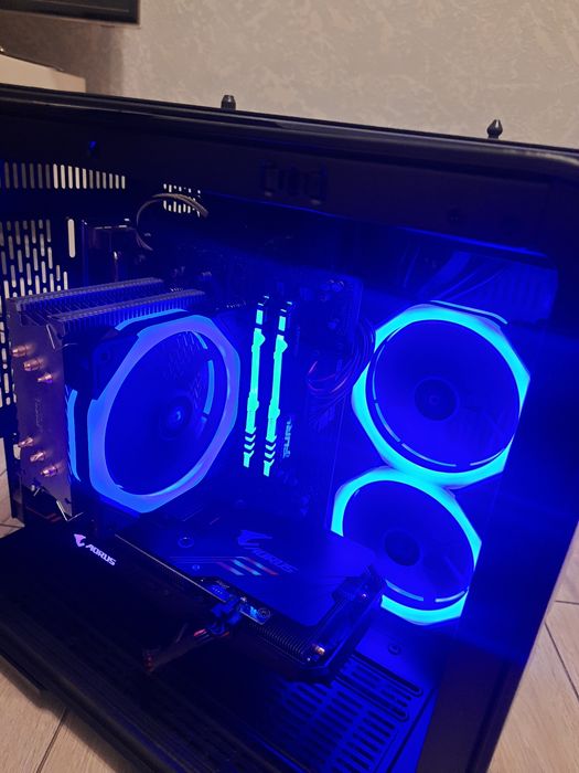 Продам игровой системный блок ryzen 5 5600x  6ядерный ram16 gtx 1070 8