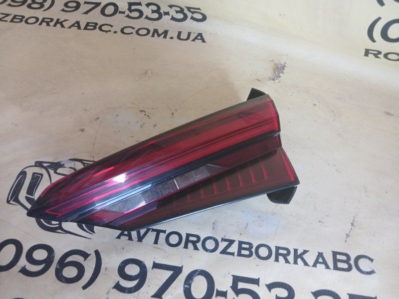Фонарь внутренний Audi A5 2019 Задн. Прав.