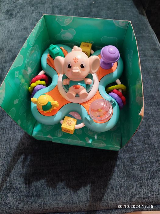 Розвиваюча іграшка слоник на присосці