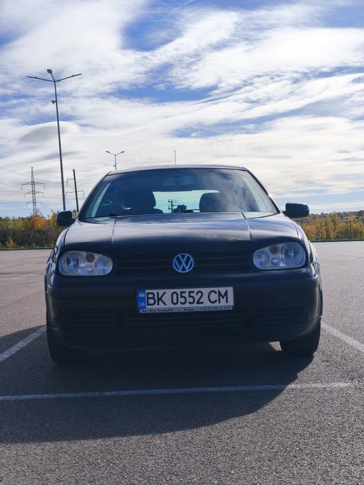 Продам Volkswagen Golf
