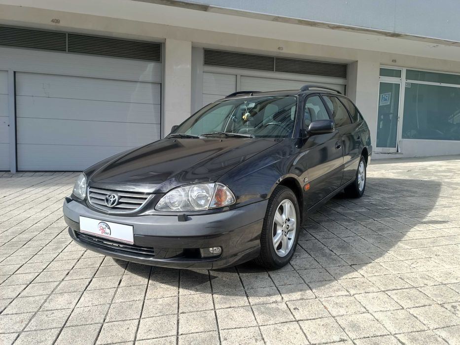 Toyota avensis SW 2.0 d4-d 110cv de 2001