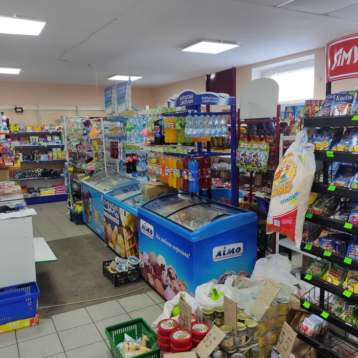 Продам будівлю магазину