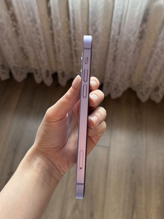 Iphone 12, purple