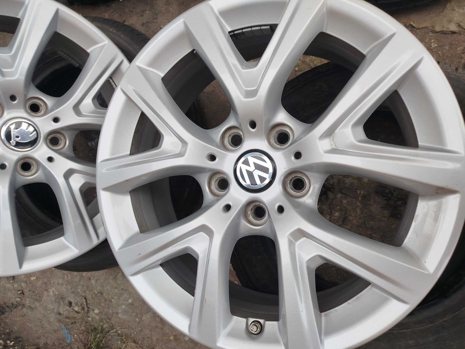 A412# ALUFELGI Uzywane 17" 5x112 Et 39 8J BMW Vw Skoda Seat Audi