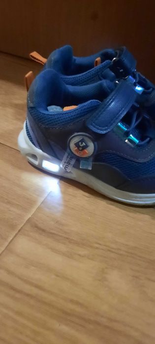 Дитячі кросівки 23р.