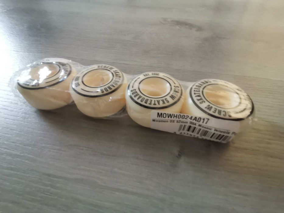 Rodas de skate novas