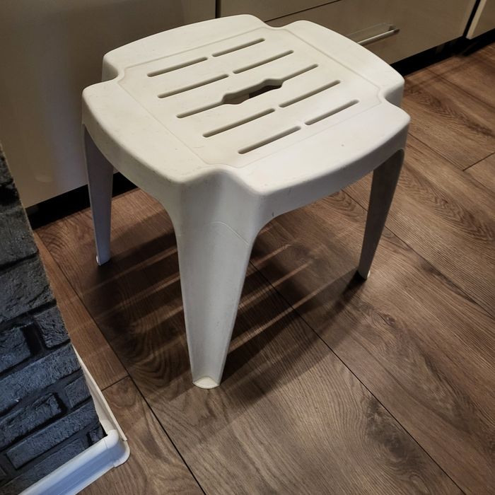 Taboret plastikowy