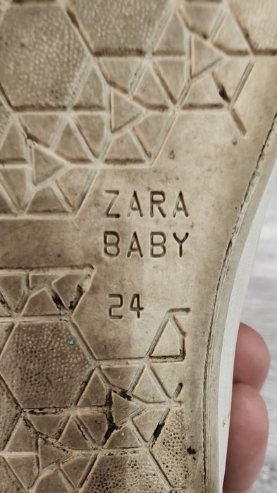 Buty dziecięce ZARA Baby rozm. 24 15,8cm