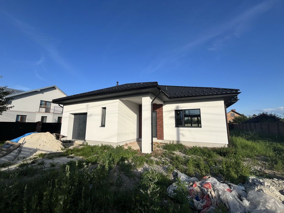 Продається одноповерховий особняк в передмісті Івано-Франківська