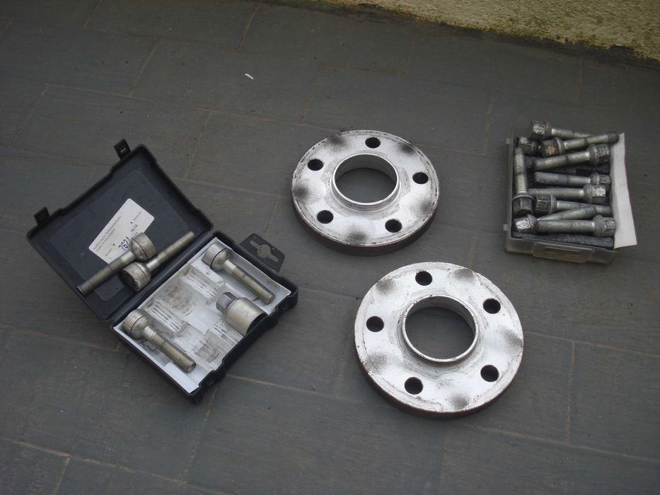 Espaçadores/Alargadores 16 mm Furação 5 X 112 (Mercedes)