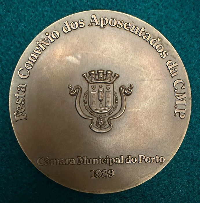 Medalha comemorativa em bronze C.M.Porto