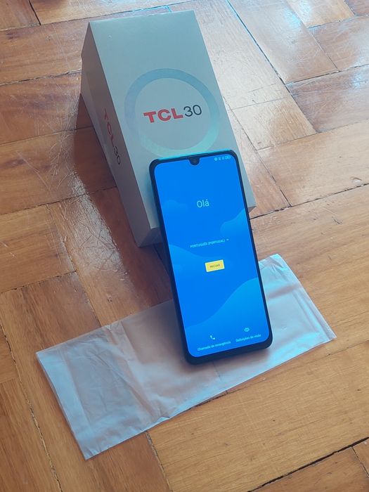 TCL 30 em perfeito estado