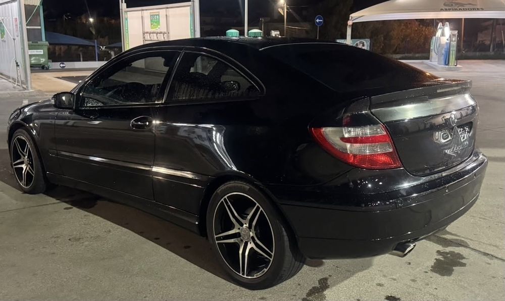 Mercedes-Benz CLC 220