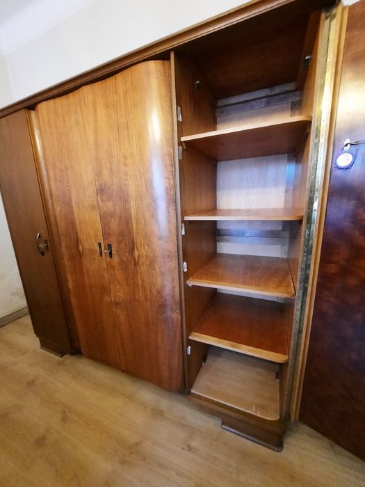 Roupeiro madeira maciça 60x2mx1,85 alt