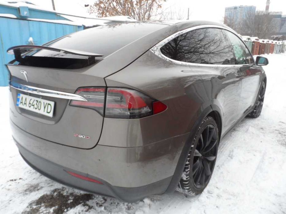 Tesla P90D Model x AWD