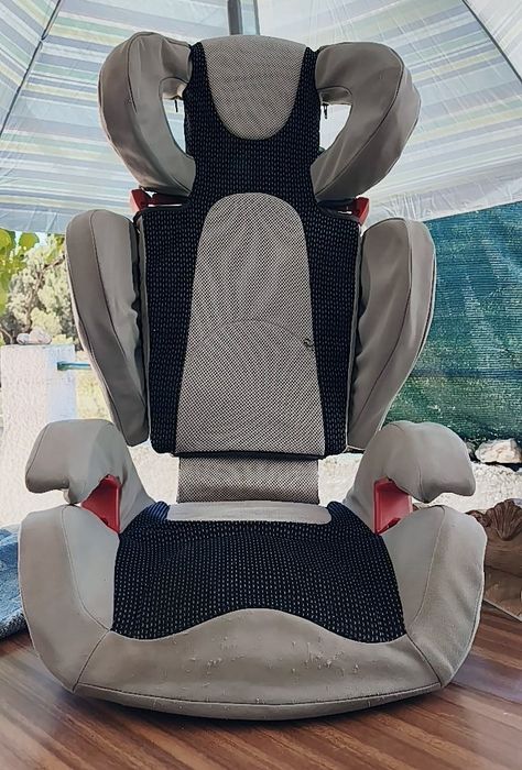 Cadeira da Chicco de criança( 15 - 36Kg) para carro