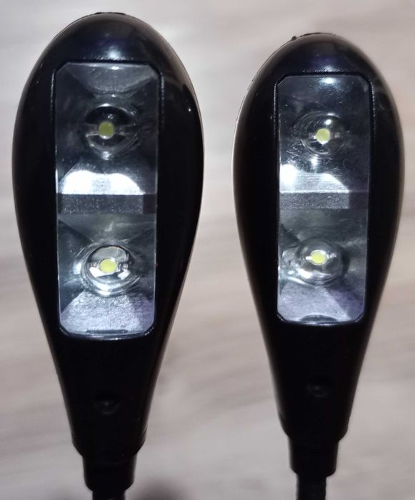 Podwójna lampka led z klipsem i regulacją oświetlenia