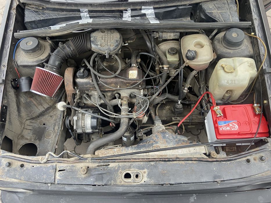 Volkswagen Golf 2. 1.6 Бензин.