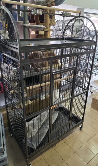 Gaiolas p/papagaios araras etc...
