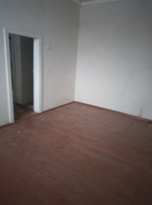 Продаж 1частина будинку, що знаходиться недалеко від міста Львова, сві