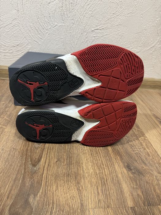 Кросівки Nike Jordan Max Aura 3