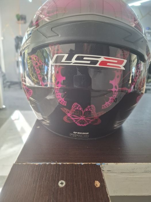 Capacete LS2  borboleta