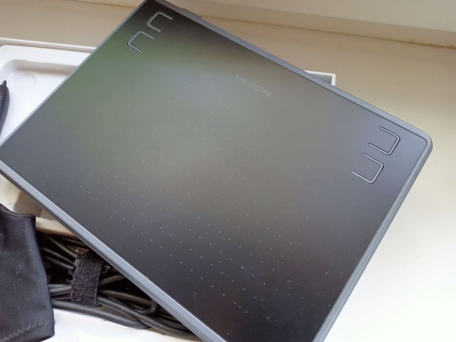 Графічний планшет HUION Inspiroy H430P