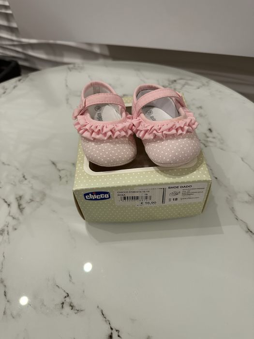 Пінетки Chicco нові