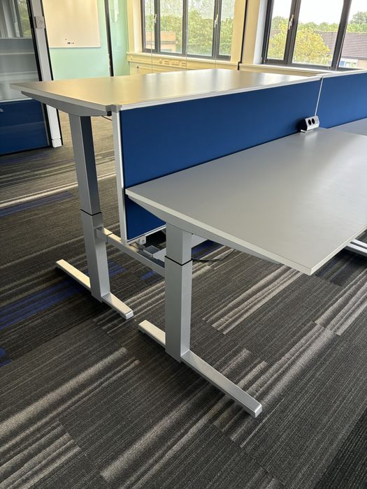 Biurko elektryczne Steelcase Wysokie