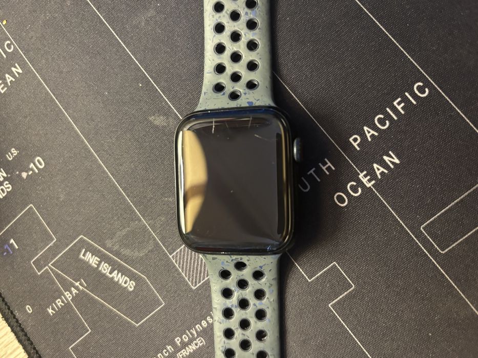 Apple Watch SE 2 44mm LTE Cellular 92% baterii