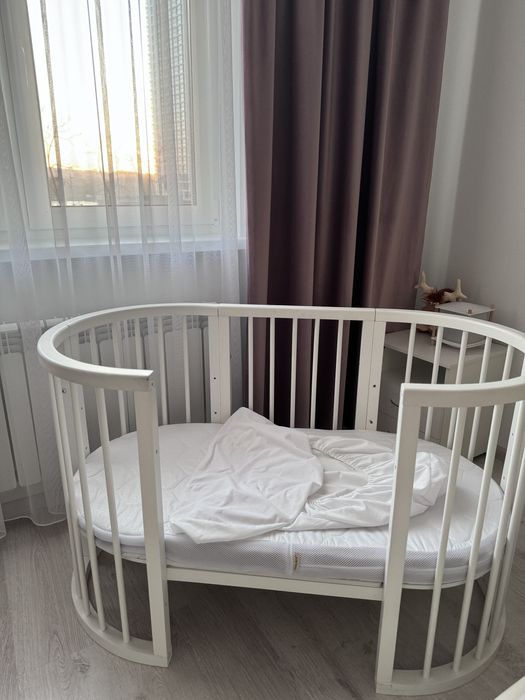 Детская кровать Ovalbed. Кроватка трансформер Ovalbed с маятником 9в1.