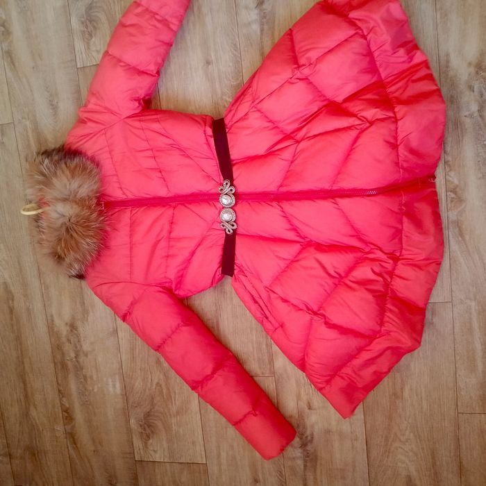 Продам яркий пуховик колокольчик