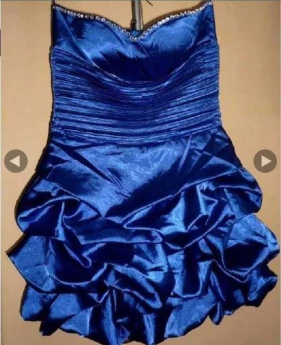 Vestido cai cai acetinado de cerimónia