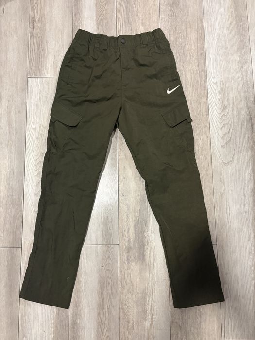 Карго штани Nike