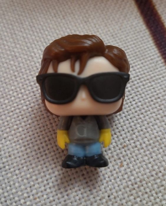 Steve Strangers Things  Kinder Joy