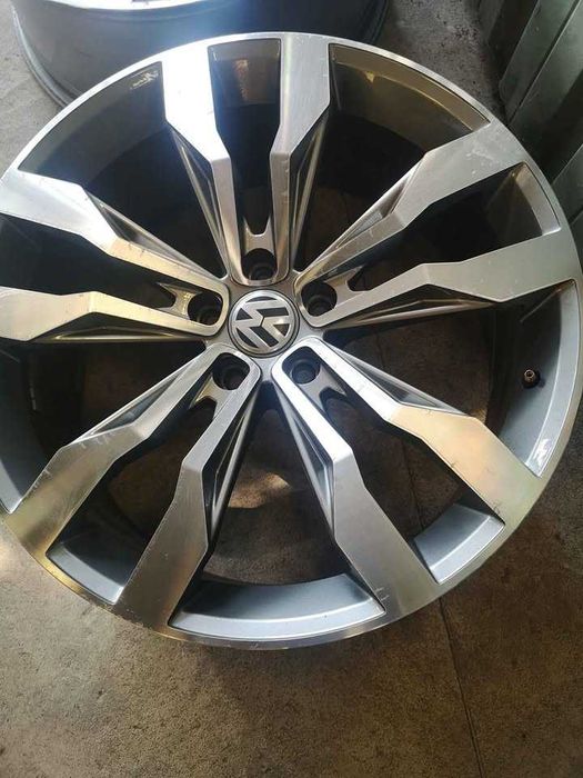 диски R20 Tiguan Touareg
