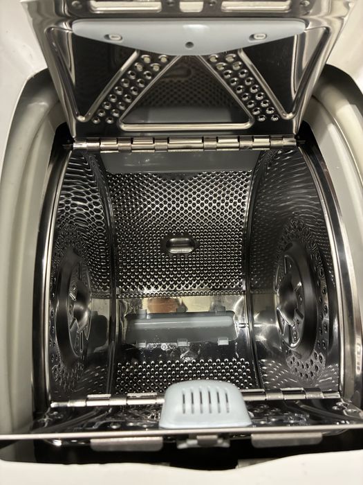 Máquina de Lavar Roupa WhirlPool Slim