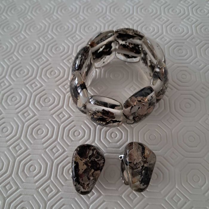 Pulseira e brincos lindíssimos