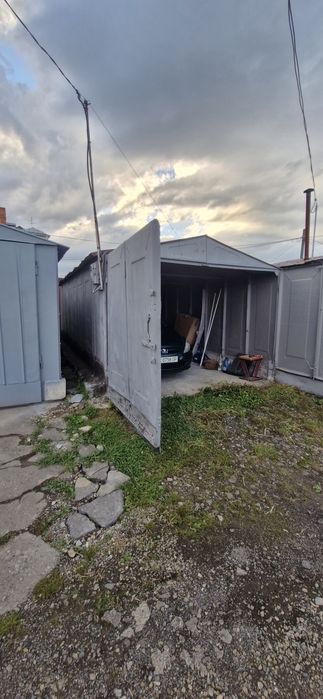 Продам гараж вул. КОНОВАЛЬЦЯ