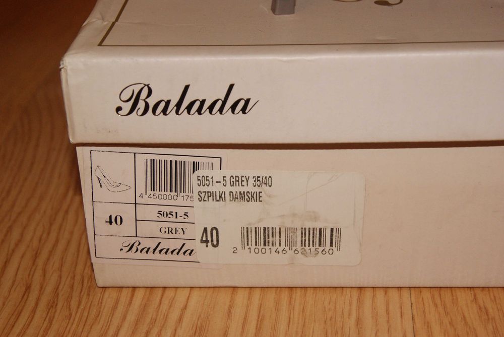 Szpilki zamszowe Balada szare r.40