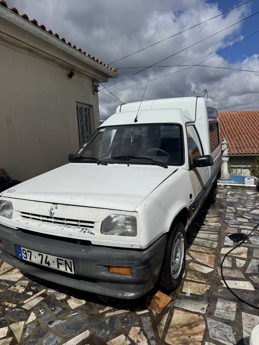Renault express 5 lugares