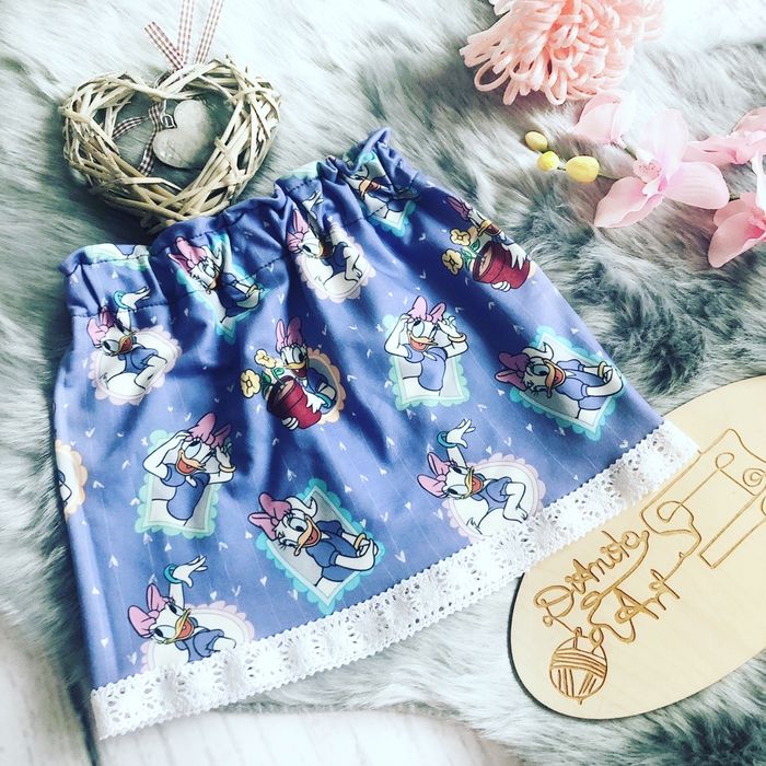 Spódniczka dzianinowa rozmiar 110/116