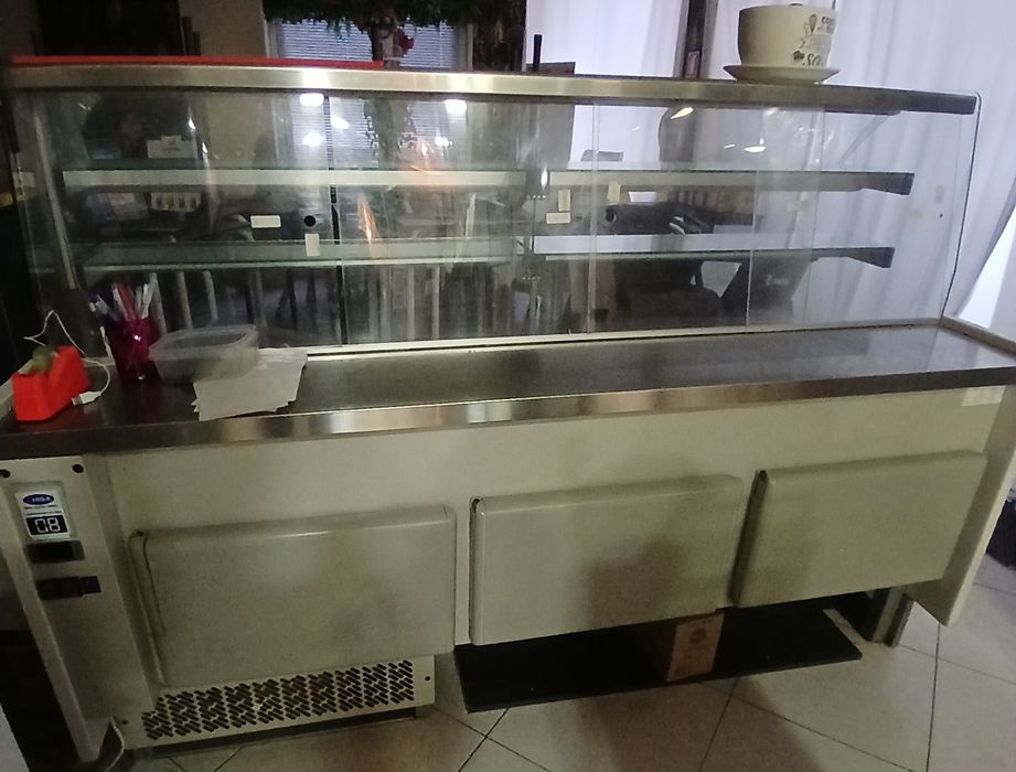 Vitrine pastelaria