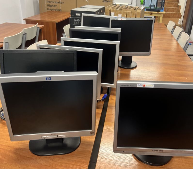 Monitor do komputera Dell, Samsung