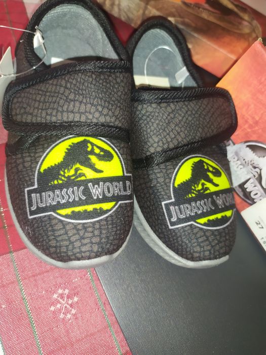 Nowe 27 jurassic Word PAPcie