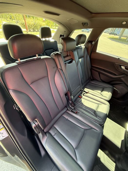 Audi Q7 2018 VIN WA1VAAF75JD051446 фото оголошення 10 з 17